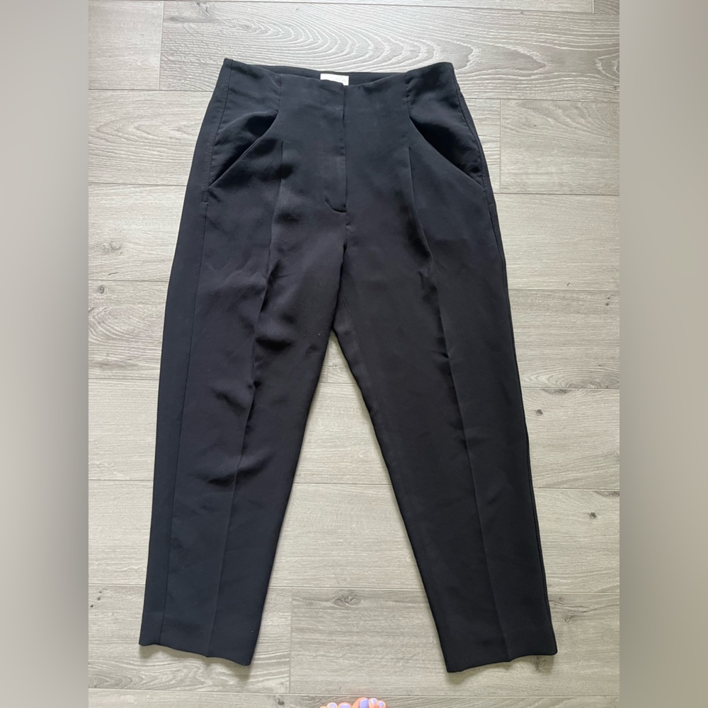 Aritzia Wilfred Trousers size 4